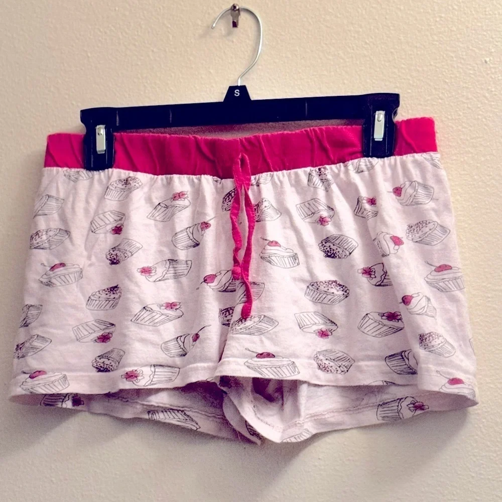Cute cupcake pink pajama shorts, youth XL